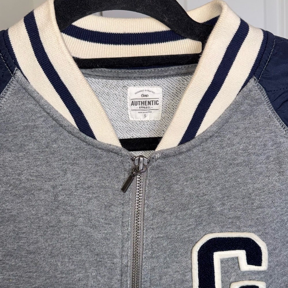 GAP Gray and Navy Varsity Jacket with G Patch - Picture 3 of 4